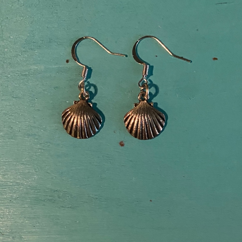 Silver sea shell earrings